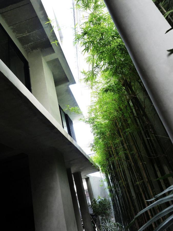 B Arch House Hotel And Cafe Ll No Parking Ll Chiang Mai Exterior foto